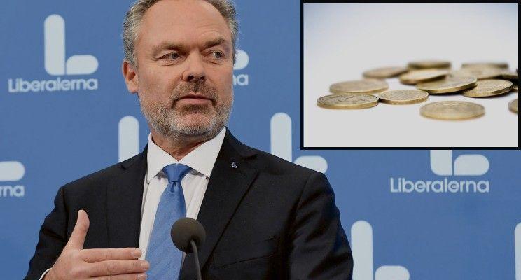 رئيس الحزب الليبرالي: لا لإعادة فرض ضريبة الثروة أو ضريبة الإرث والهبة