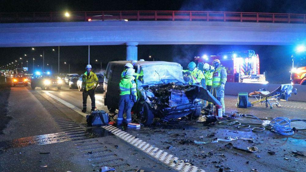 رفضا التوقف للشرطة فتسببا بحادث أليم راح ضحيته 3 أشخاص!