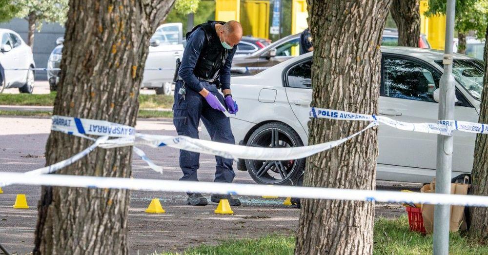 محاكمة 15 شخصًا في أحد أكبر القضايا في يوتيبوري