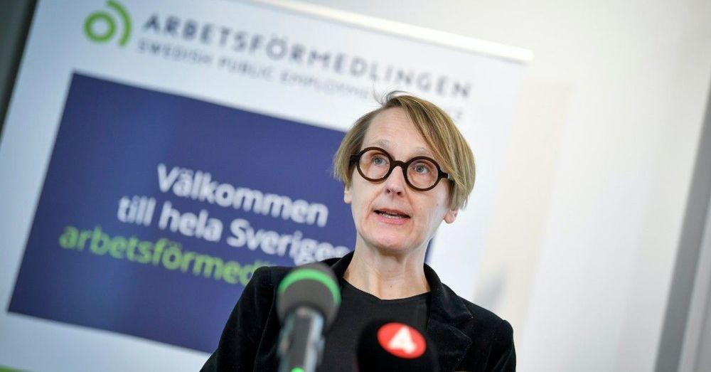 ازدياد العاطلين عن العمل لأكثر من عام ونصفهم من الأجانب