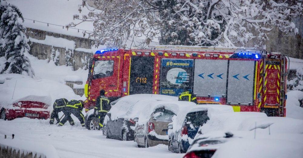 إسبانيا: عاصفة ثلجية نادرة تتسبب بإغلاق مطار مدريد وعدة طرقات