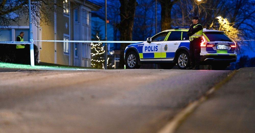 العثور على شخص ميت في منزل.. والشرطة تحقق في جريمة قتل