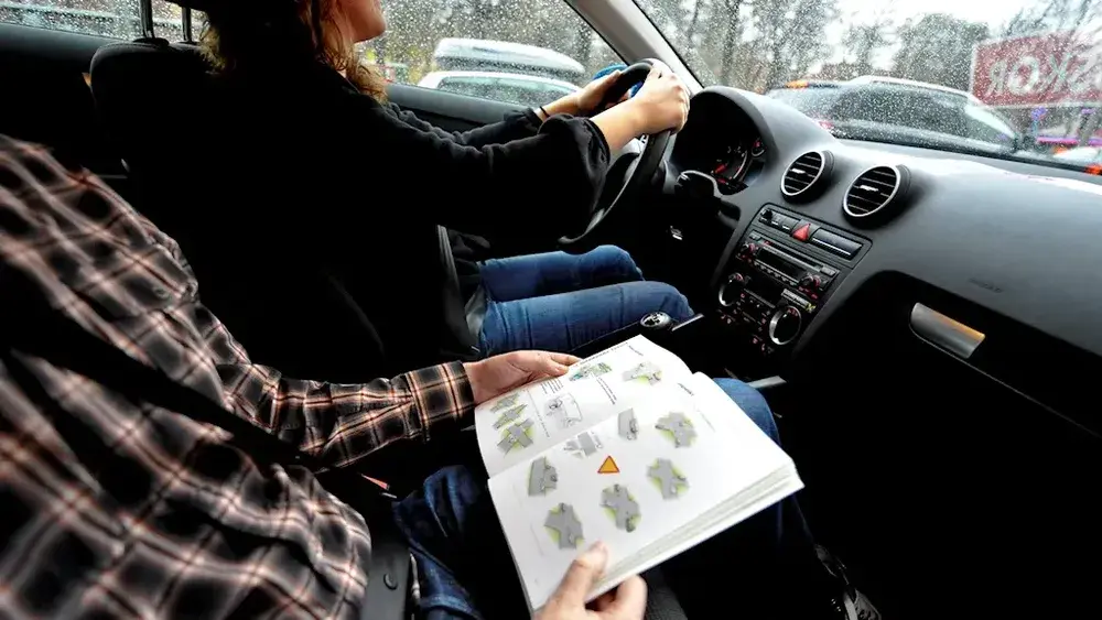 بطالة الشباب في السويد