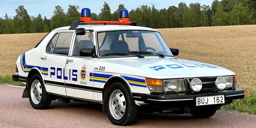 سيارة شرطة