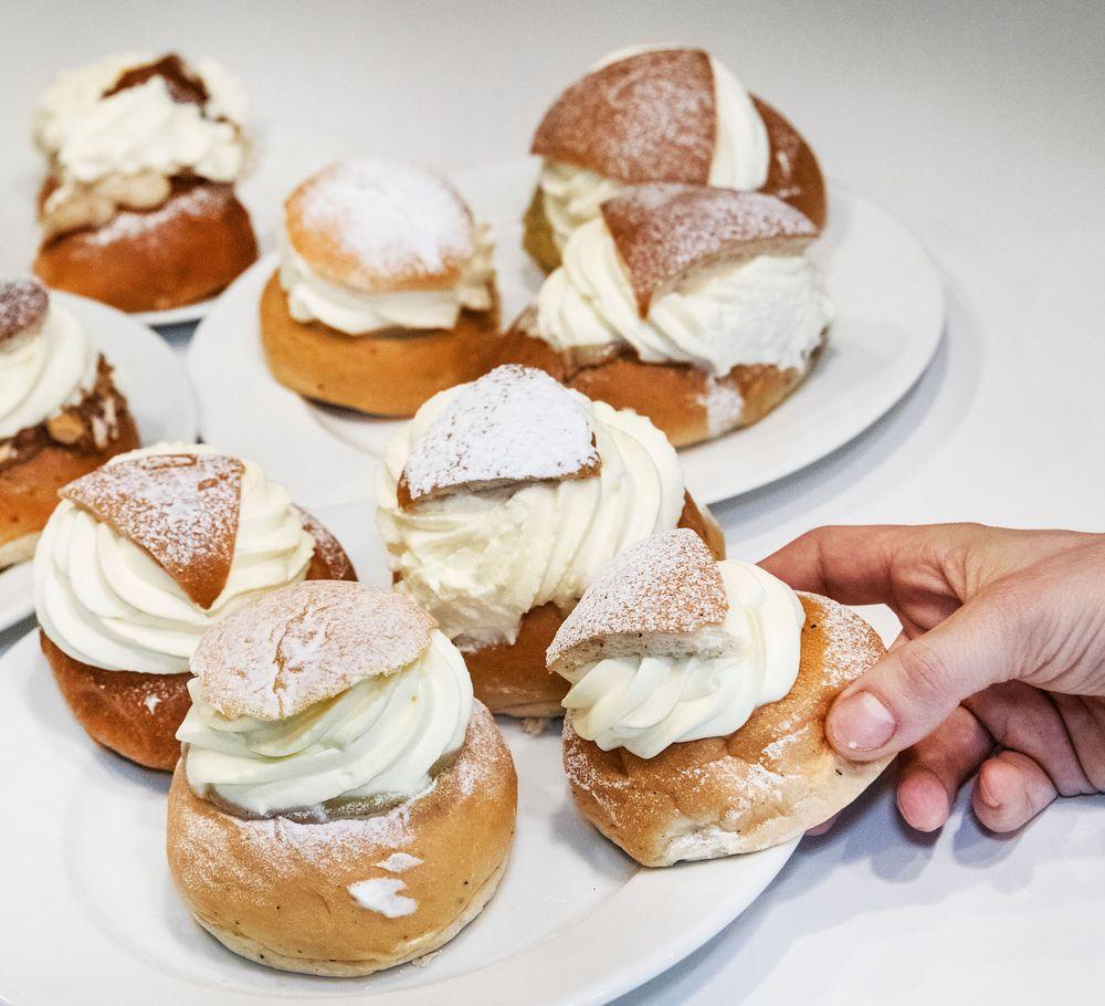 حلوى سيملا semla