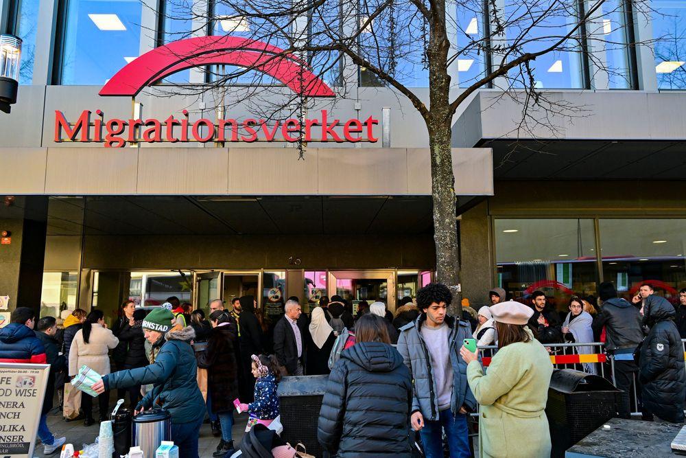 غالبية السويديين يؤيدون تقليل عدد اللاجئين 