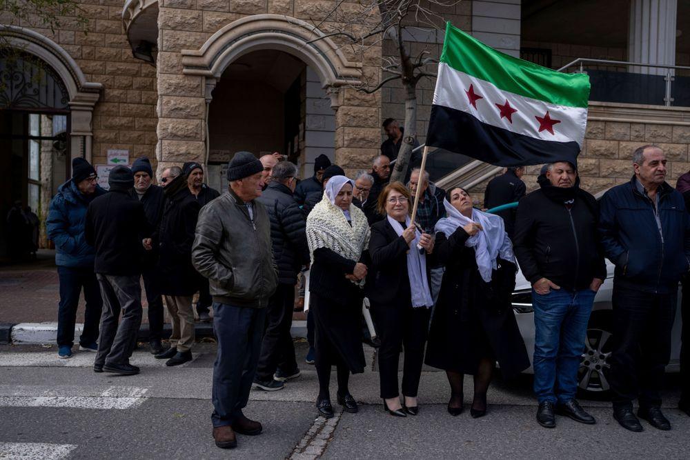  فرنسا وألمانيا وبريطانيا 