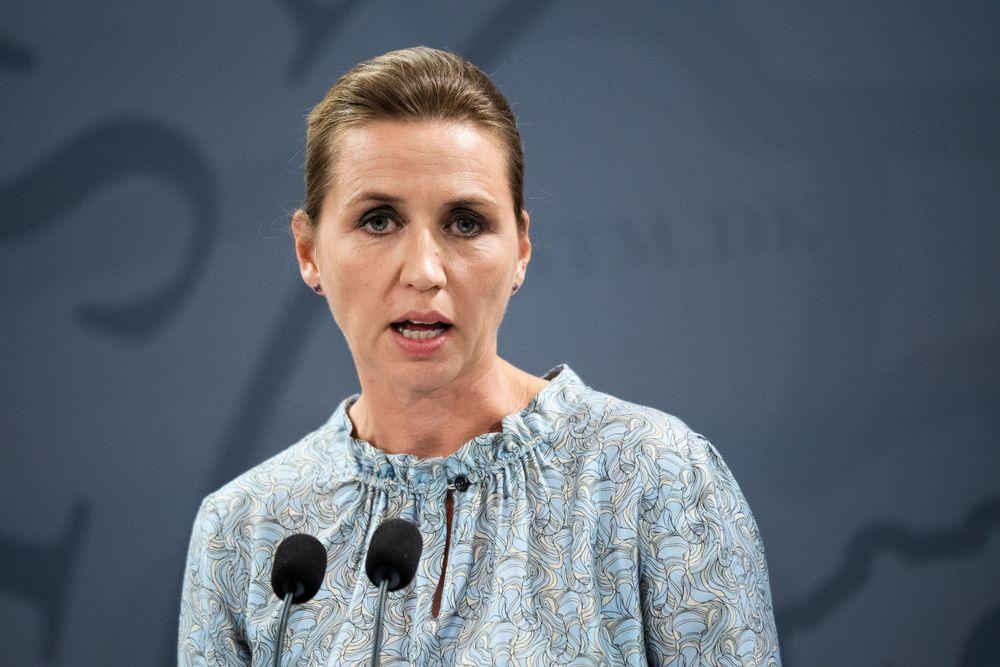 الدنمارك تغيّر من حالة السويد إلى اللون الأصفر