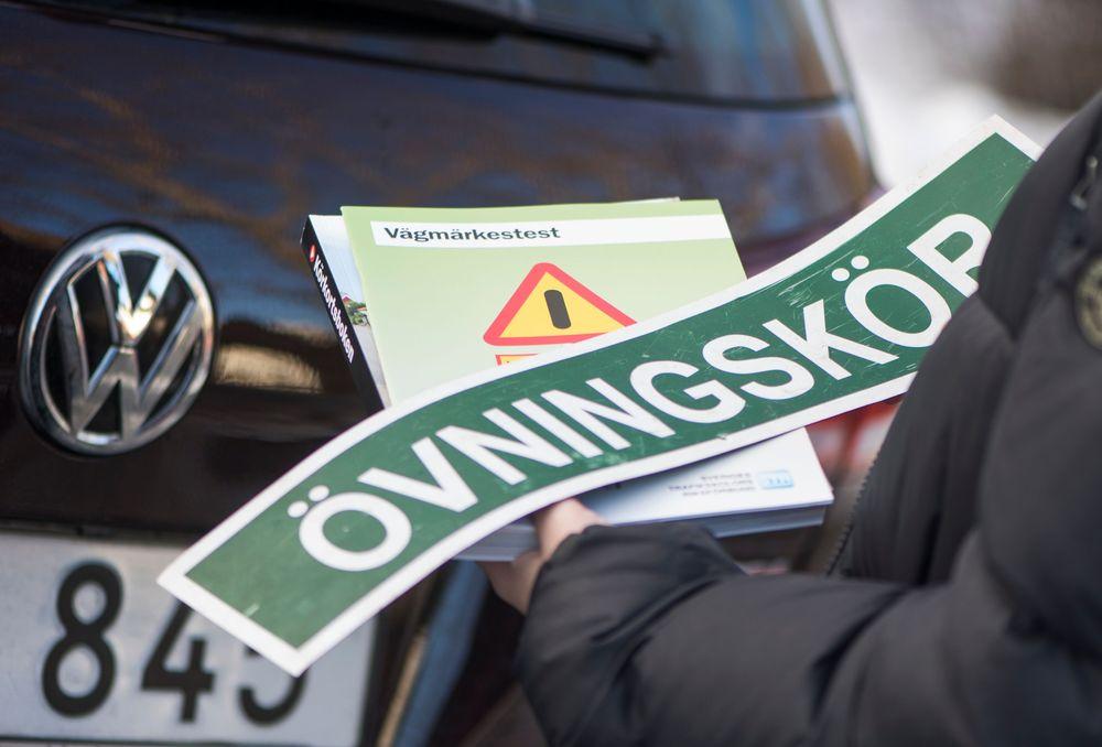 تحديث نظام تعليم القيادة،