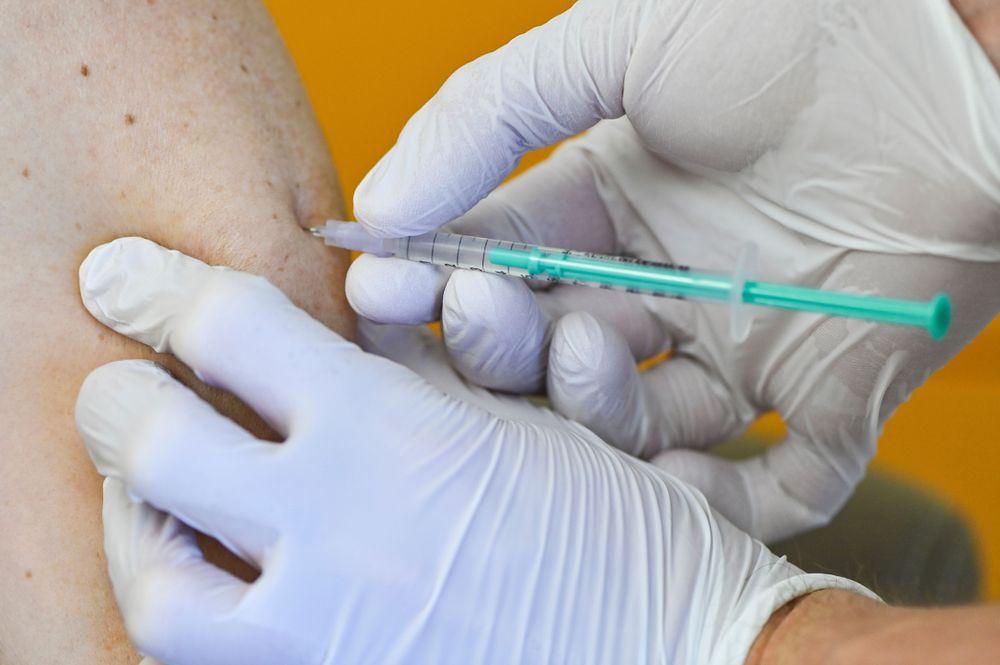 ألمانيا: ممرضة تلقح أشخاصا بمحلول ملحي للتستر على فقدانها جرعات من لقاح فايزر

