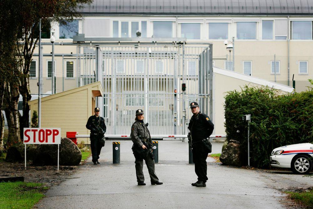  مواطنين سويديين