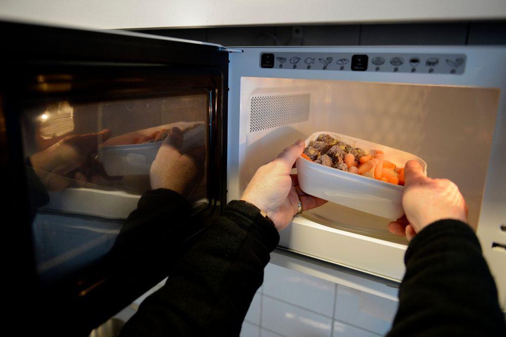 وجبات الغداء إلى العمل في السويد