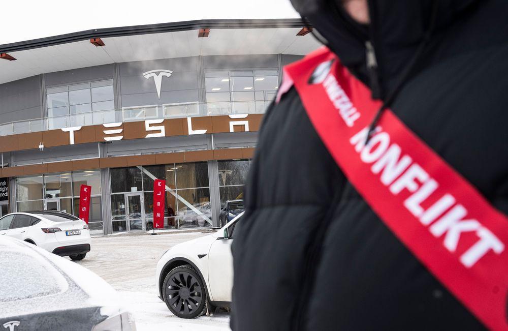 تسلا
