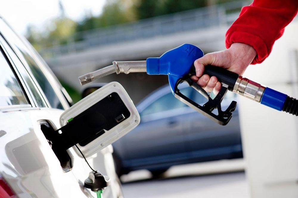 بعد إلغاء التخفيض الضريبي: الديزل يرتفع مجدّداً.. إليكم أسعار الوقود في السويد لهذا اليوم