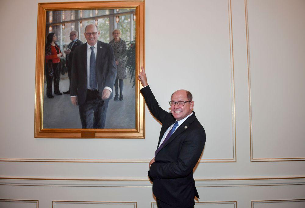 السفير السويدي