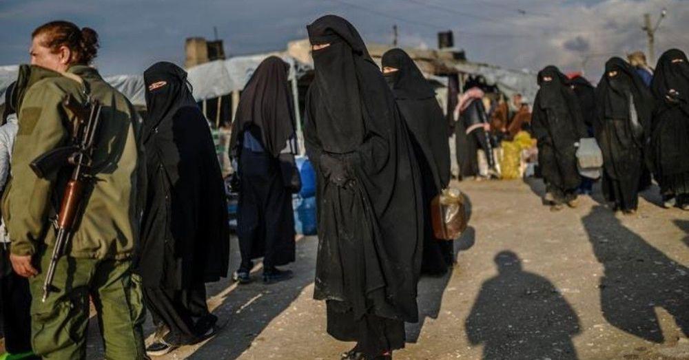 سويدية من "نساء داعش" تتمكن من الهرب والعودة لوطنها