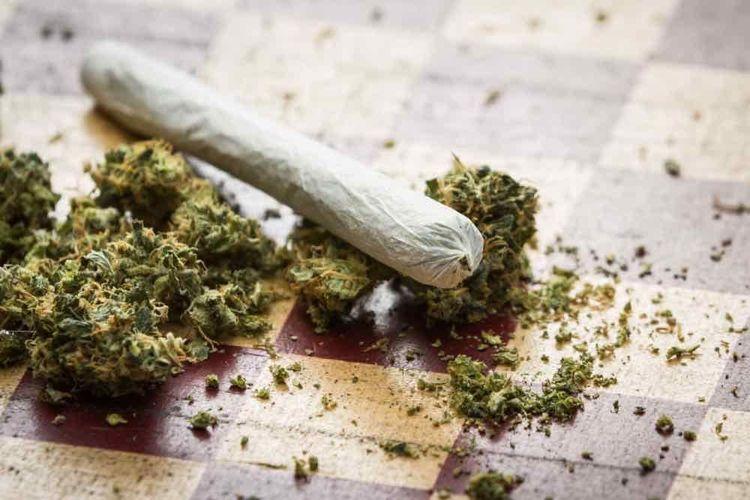 سيدة تقدم شكوى للشرطة لأنها اشترت مخدرات مغشوشة