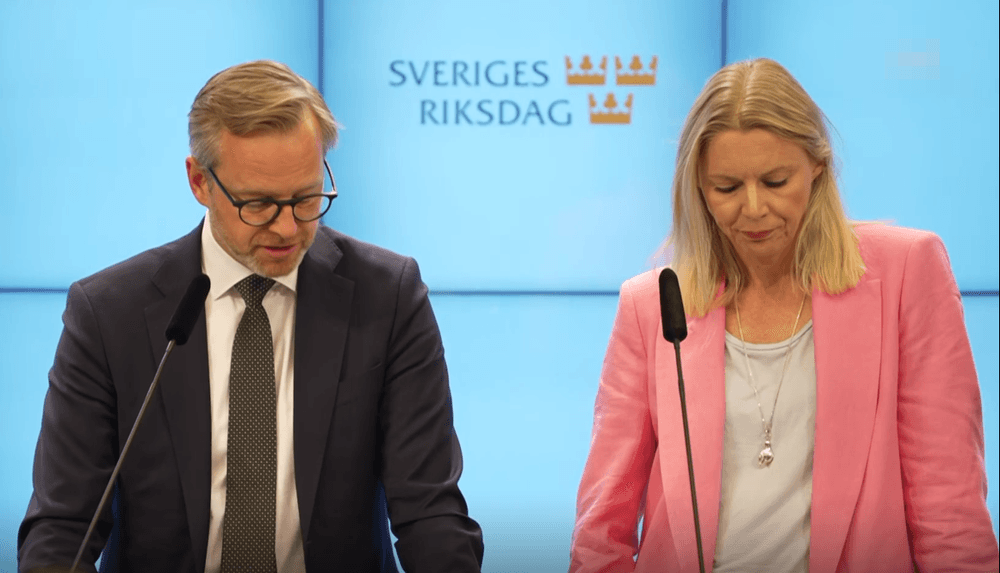الحكومة السويدية تقرر تقديم موازنة جديدة وتطالب برفض مقترحها السابق!