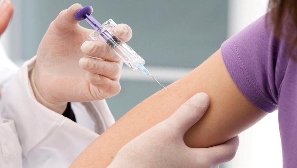 خبراء: التطعيم ضد سرطان عنق الرحم ضروري