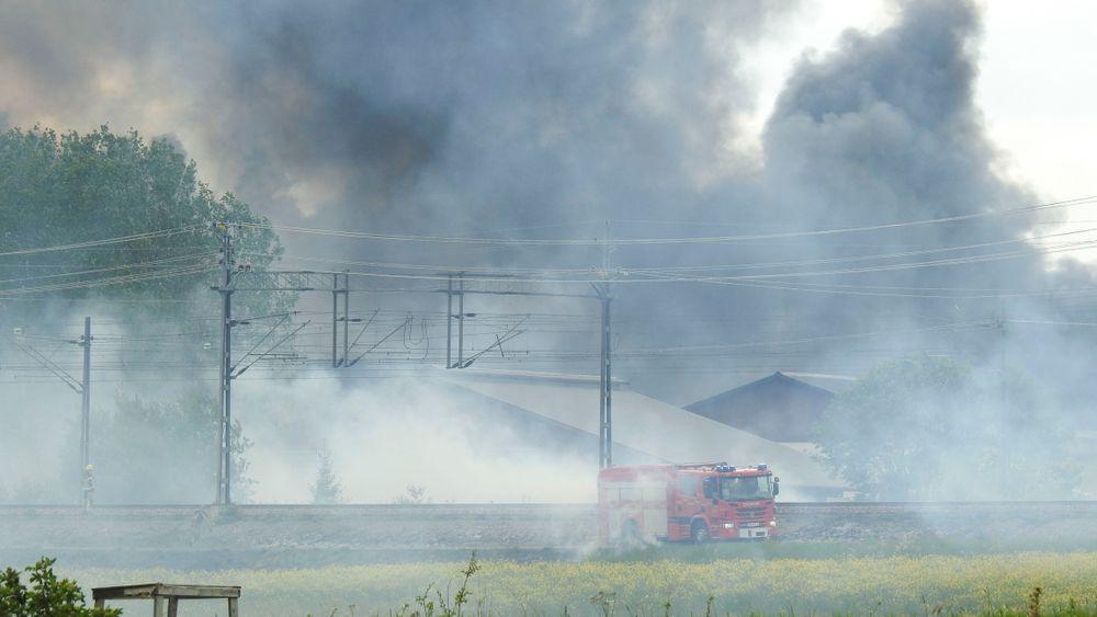حريق هائل ينتشر في مزرعة سويدية