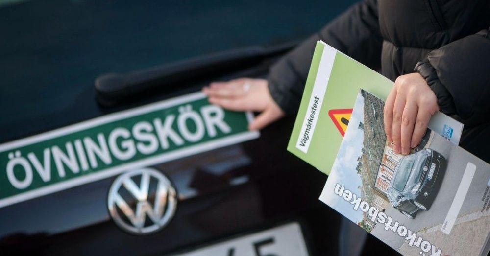 بسبب كورونا انخفاض عدد امتحانات رخصة قيادة السيارة في السويد