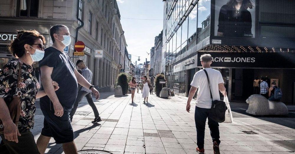 استطلاع جديد: السويديون مقتنعون بفعالية الكمامة في الأماكن العامة