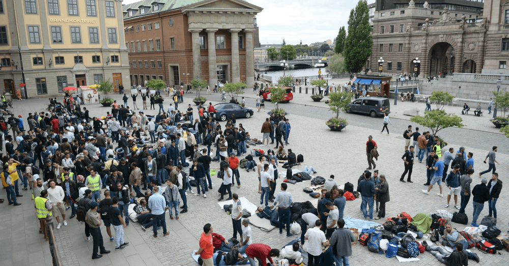 جامعة ستوكهولم: لولا السوريين لانخفض النمو السكاني في السويد