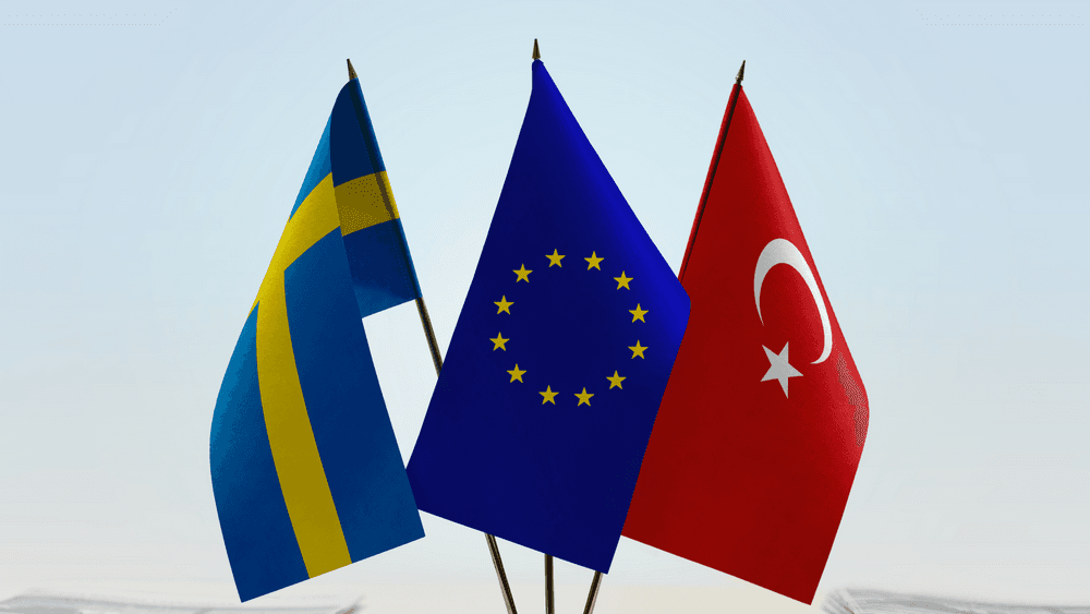 السفير السويدي يُغضب الأتراك والخارجية تستدعيه