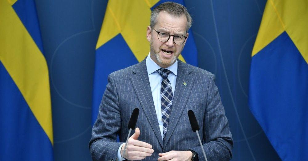 وزير المالية يطالب بفرض ضرائب على ذوي الدخل الأعلى في السويد