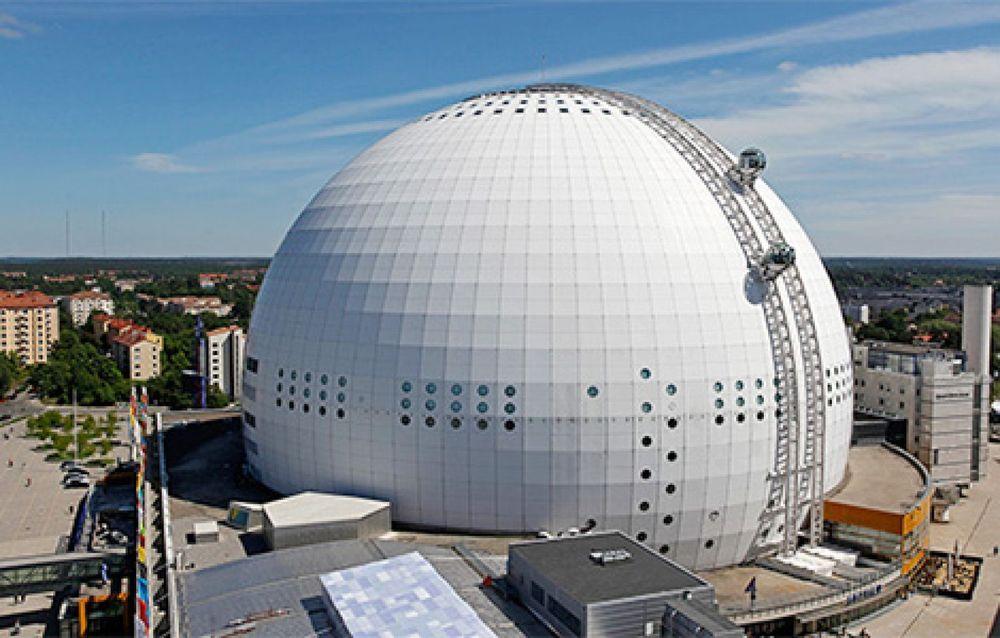 أكبر نموذج للنظام الشمسي في العالم بقلب العاصمة السويدية ستوكهولم