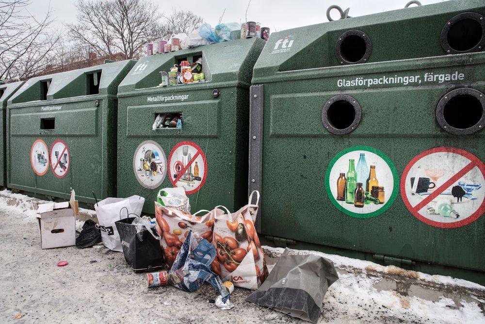 معلومات لا يعرفها الكثيرون عن إعادة التدوير والتخلص من الأشياء "بأمان" في السويد
