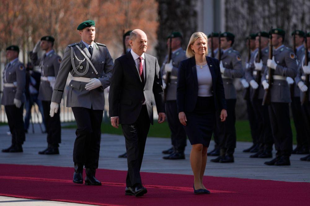 المستشار الألماني أولاف شولتس يلتقي برئيسة الوزراء السويدية ماجدالينا أندرسون