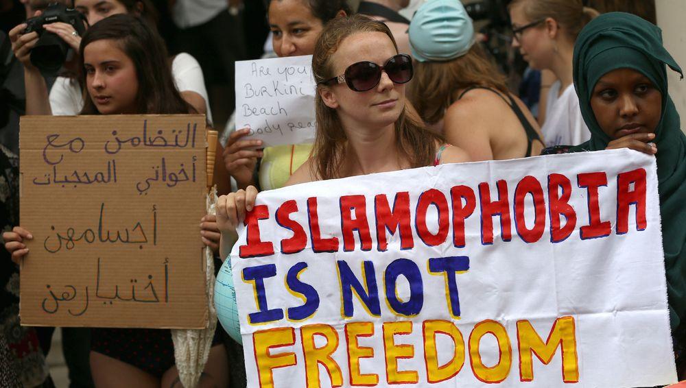 مقال رأي: لماذا الإسلاموفوبيا يزداد سوءاً في أوروبا؟
