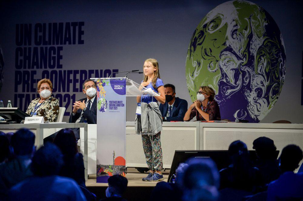 الناشطة المناخية غريتا ثونبيرغ تسخر من زعماء العالم