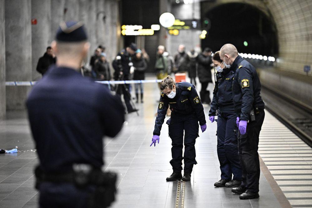شجار عنيف في محطة قطار في السويد