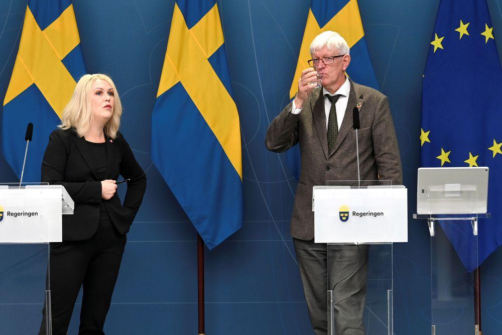 الحكومة السويدية تعلن إزالة القيود الأسبوع القادم والعودة للحياة الطبيعية 