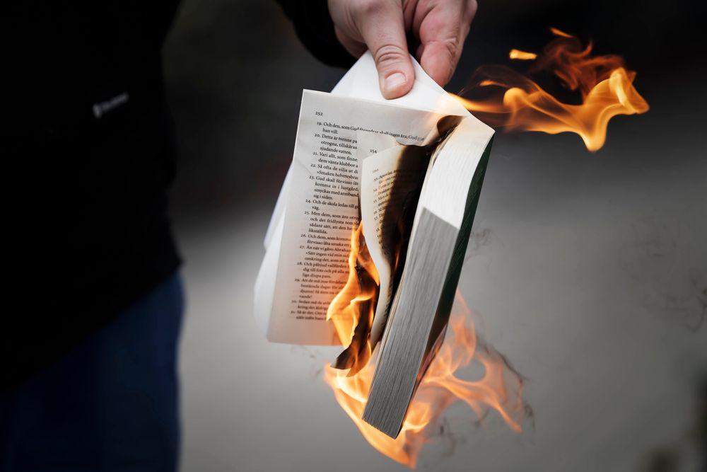 حرق القرآن في السويد