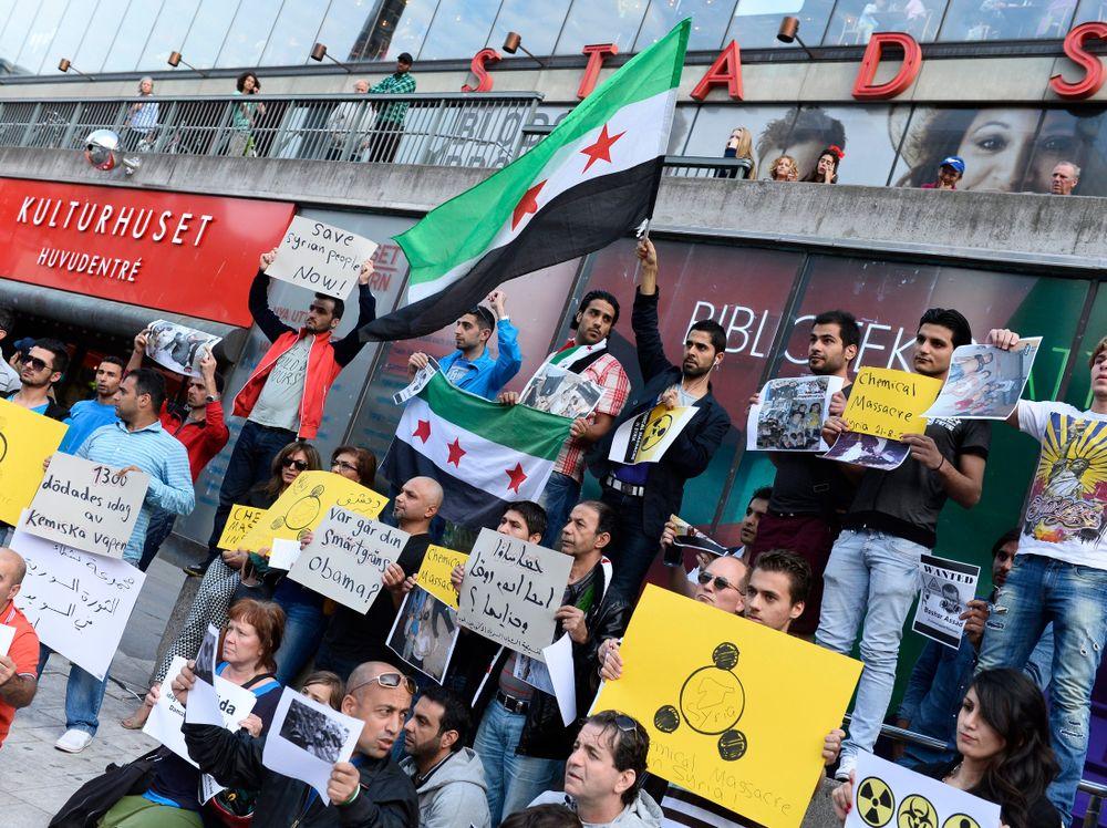 وسائل إعلام سويدية: سوريون مطالبون بدفع بدل جيش أو مصادرة ممتلكاتهم