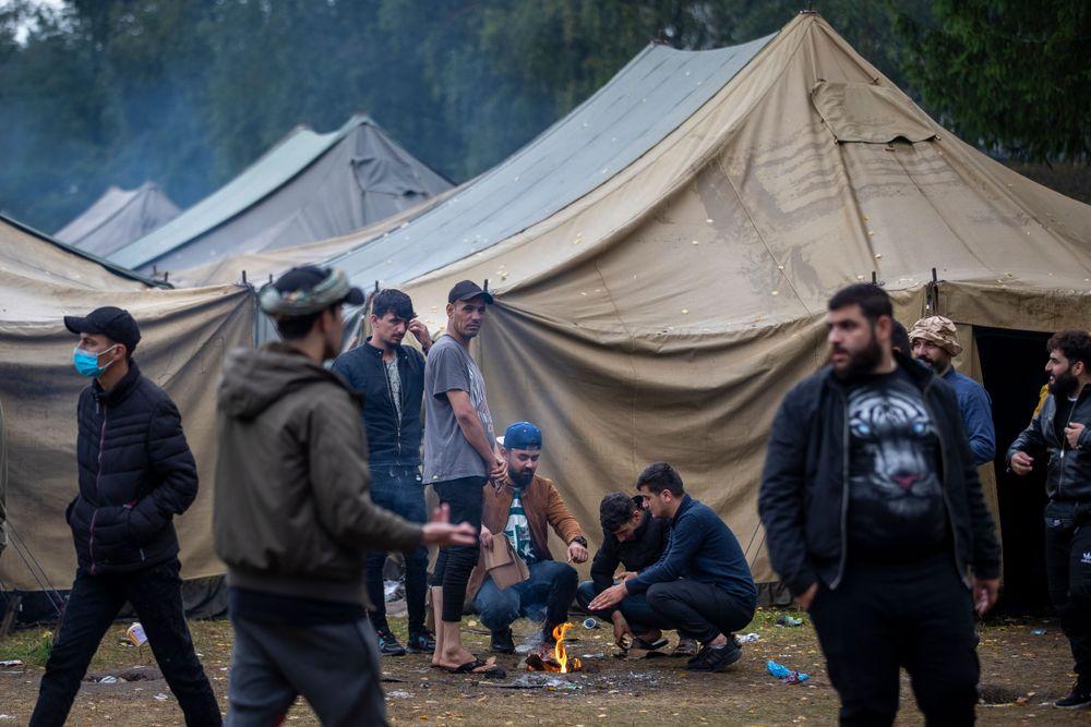 المهاجرون ينتظرون مصيرهم مع تصاعد التوتر في ليتوانيا