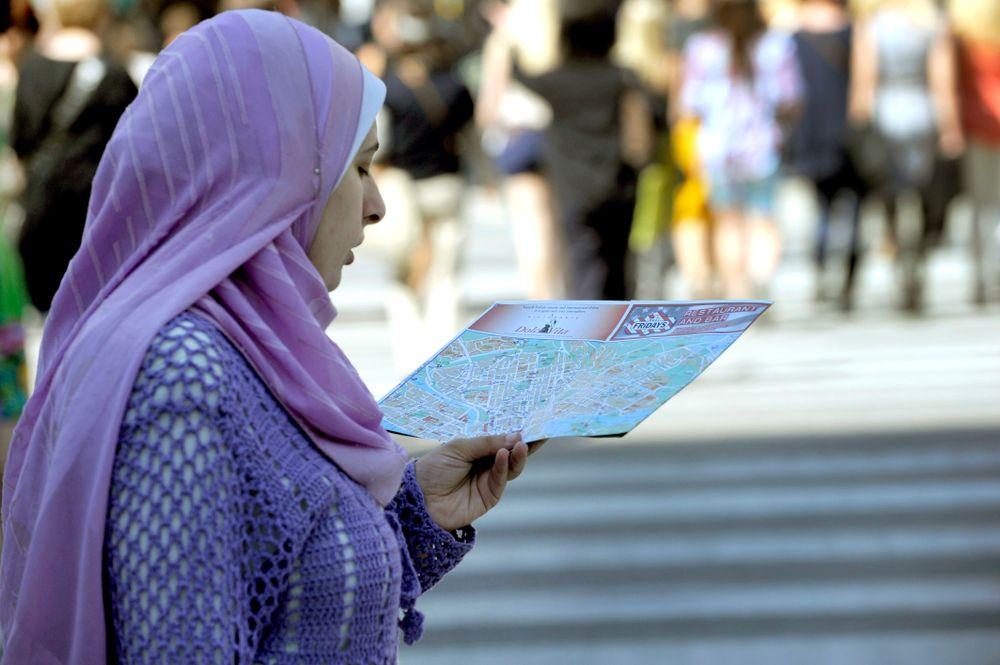 محكمة العدل الأوروبية: حظر ارتداء الحجاب من قبل بعض أصحاب العمل يمكن أن يكون مشروعا
