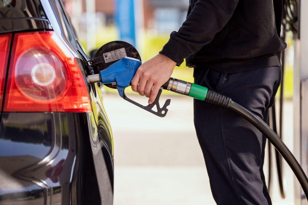 أسعار البنزين والديزل ترتفع مجدداً 
