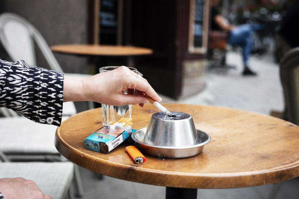 هل تصبح السويد أول دولة خالية من التدخين في أوروبا؟